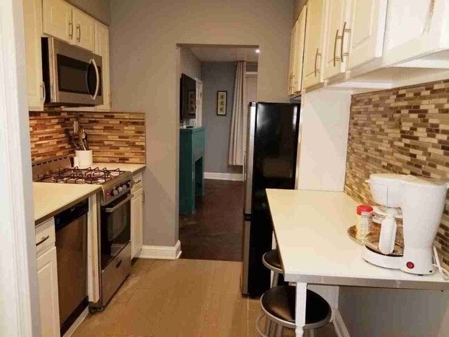 Photo - 1251 Penn St NE Unit 1