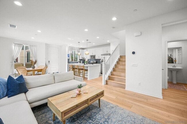 Photo - 2612 Babaco St