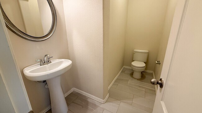 Photo - 2338 Beacon Brook Ln