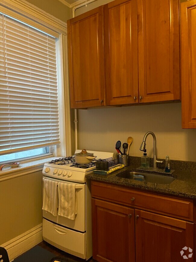 Building Photo - 50 Charlesgate E Unit 178 Rental