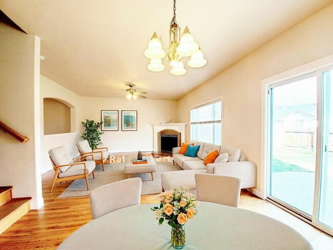 Photo - 11550 W Tahiti St