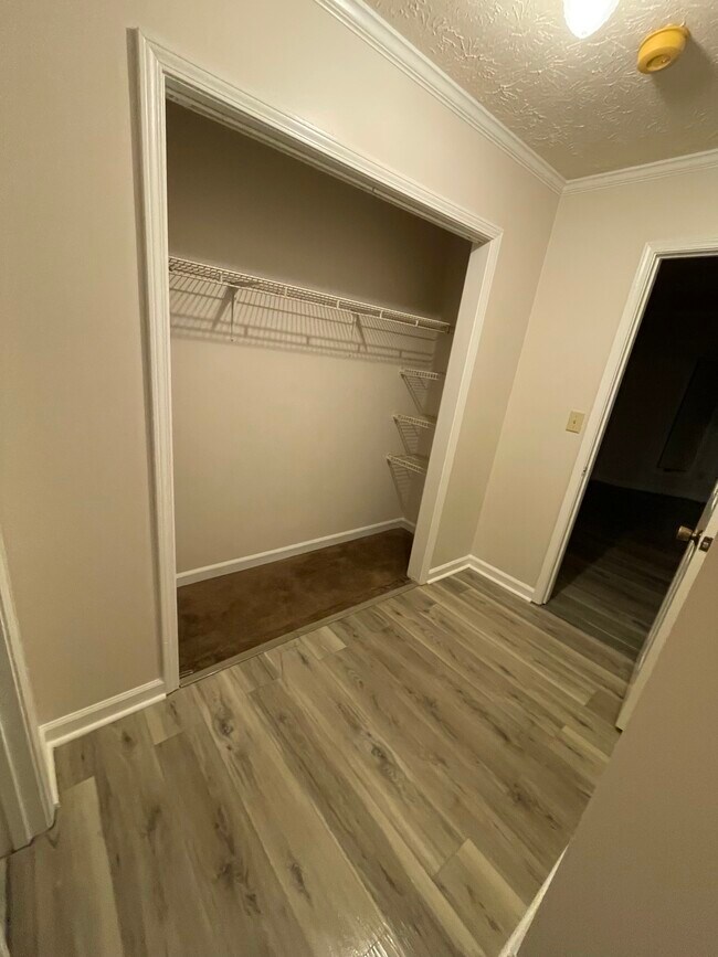 2790 Country Ct SE Unit C