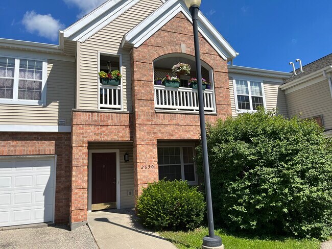 Camden Court Apartments
