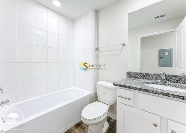 Photo - 11467 Oakfield Ct Unit 11467102