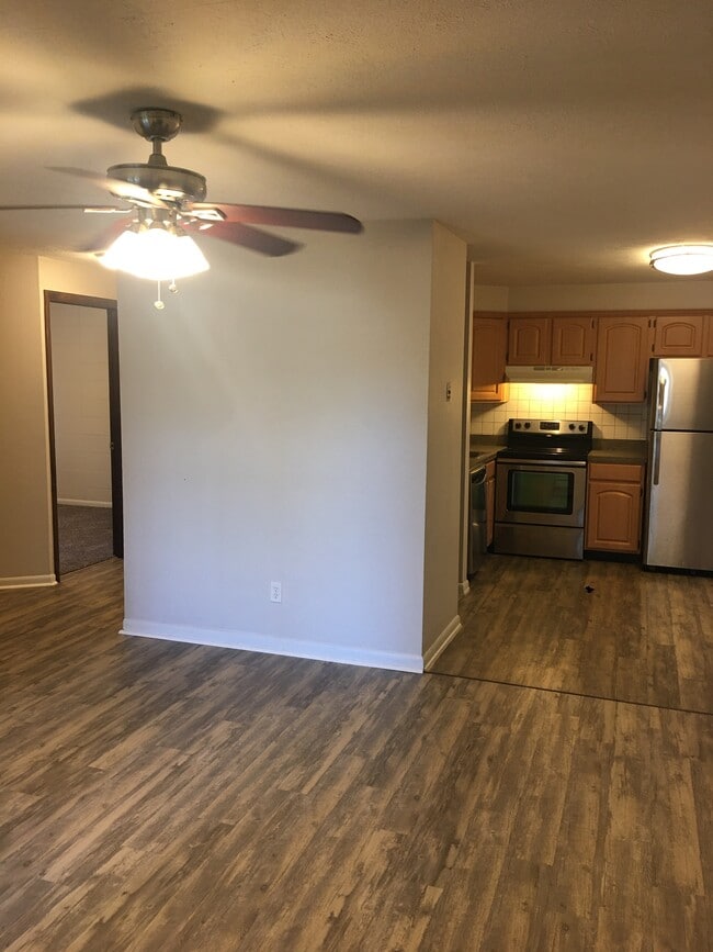 Larimar Apartments