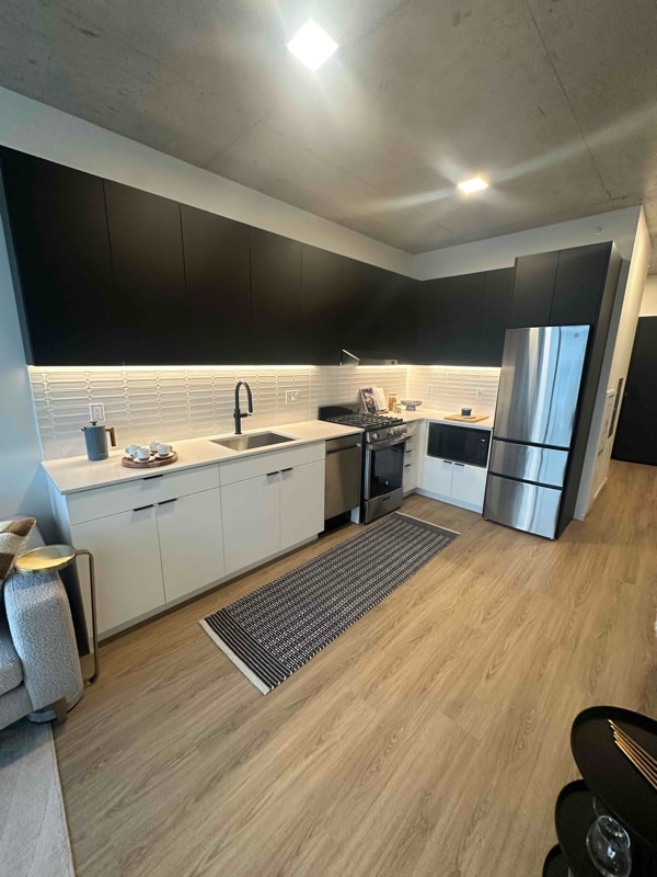 Photo - 1227 W Fulton St