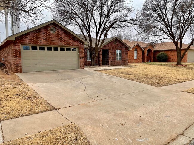 Photo - 5905 73rd St