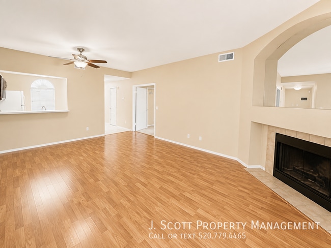 930 N Mesa Dr Unit 1013
