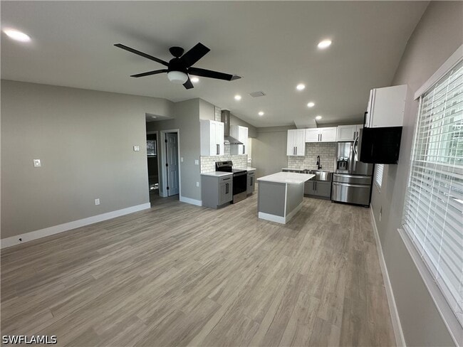 Photo - 7225 Buchanan Rd