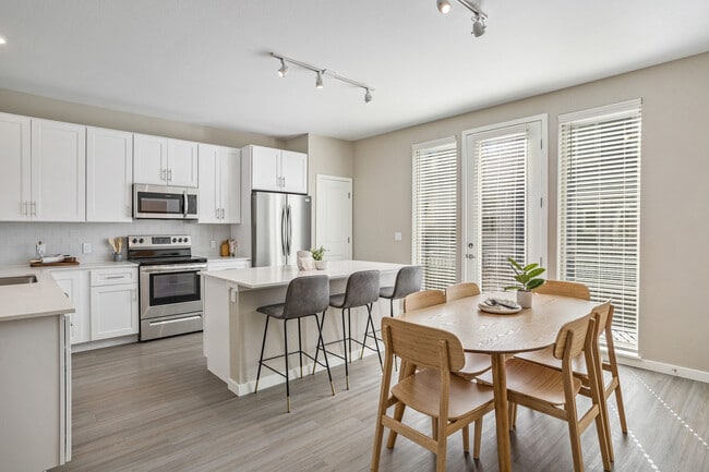 Photo - Avere On the High Line