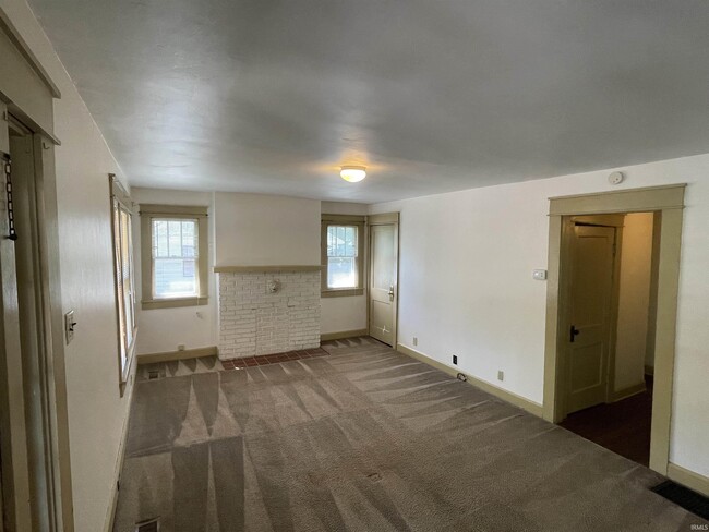 Photo - 201 E 12th St