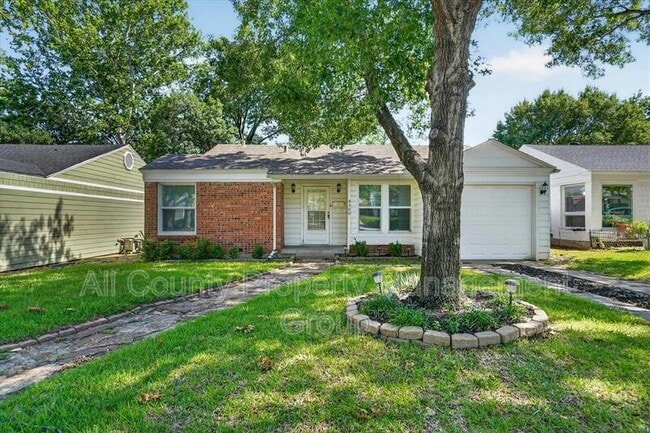 Building Photo - 4309 Curzon Ave