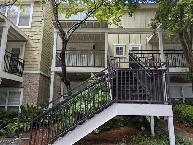 Building Photo - 490 S Barnett Shoals Rd Unit APT 913