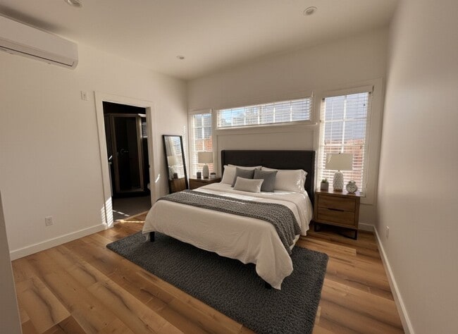 Photo - 1289-1291 West 22nd St Unidad 1289