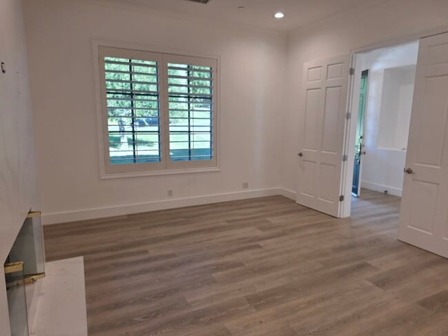 Photo - Lake Sherwood 4+4 Pool Home on the lake