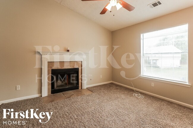 Photo - 480 E Lake Dr