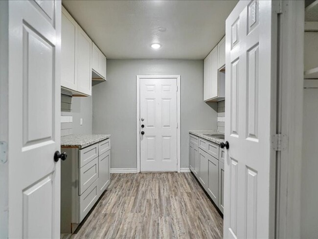 Photo - 5117 Lavender St