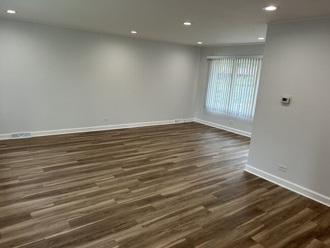 Photo - 105 N Phelps Ave