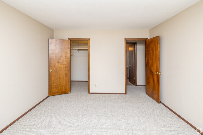 Whitman Park Apartments