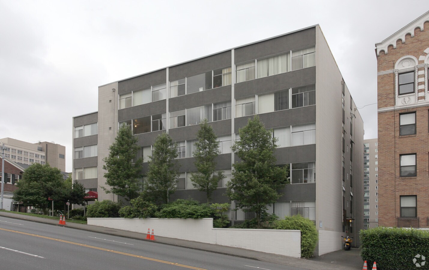 Photo - Ten Twenty University