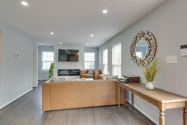 Photo - 3102 Hillside Ave Unidad ID1386207P