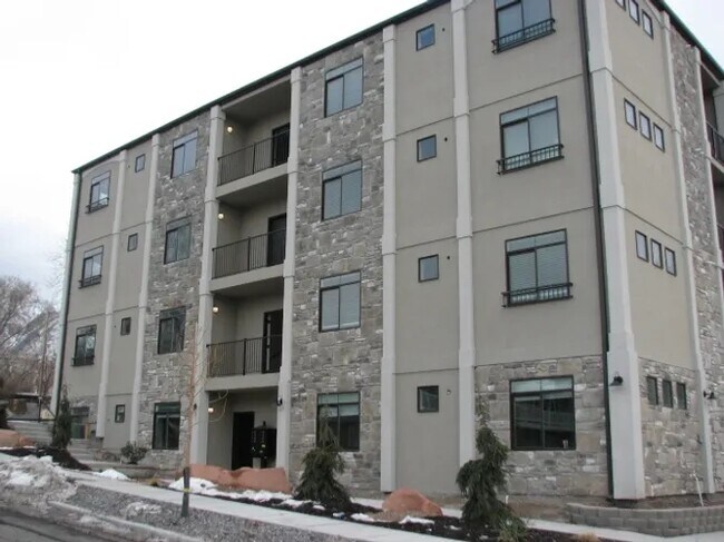TreeTop Haven Court Apartments - TreeTop Haven Court Apartments