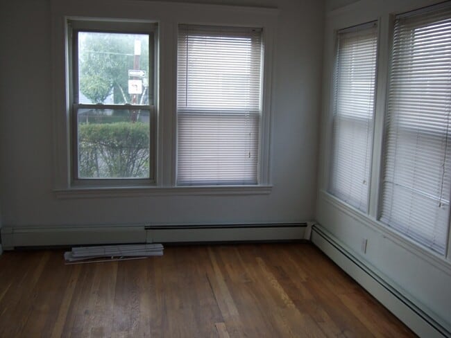 Building Photo - 36 Holman St Unit 2 Rental