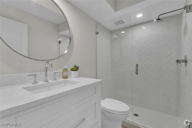 Building Photo - 1300 Gulf Shore Blvd N Unit 109 Rental