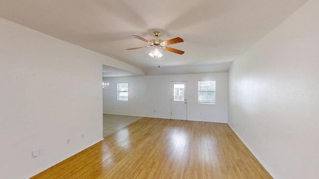 Photo - This spacious 4 bedroom, 2 bathroom home is waiting for you!