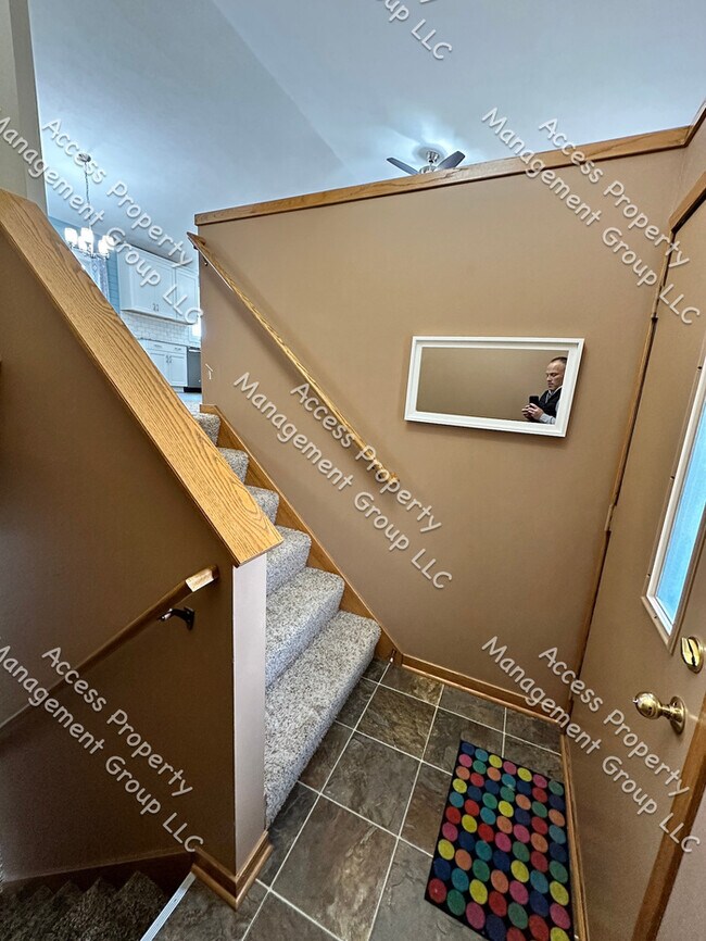 Photo - Byron Center Schools 4 Bedroom and 2 Bathr...