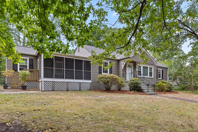 Photo - 949 Signal Rd