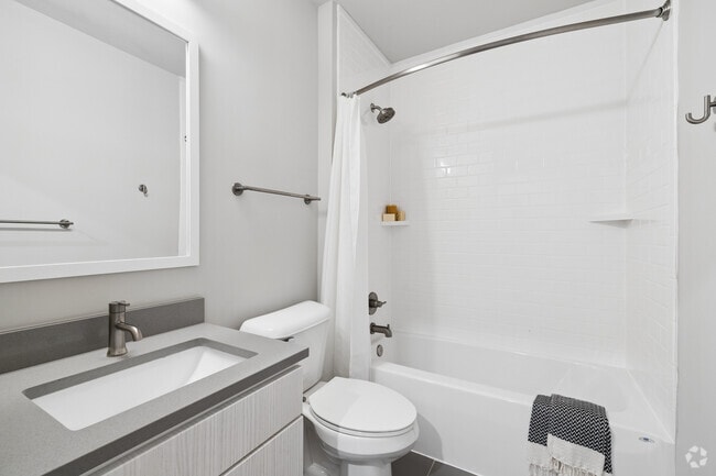 Studio - 415SF - Primary Bathroom
