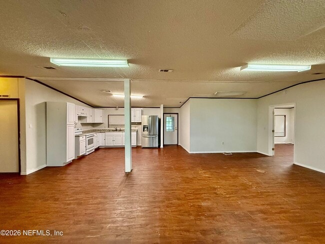 Photo - 2262 Chaffee Rd S