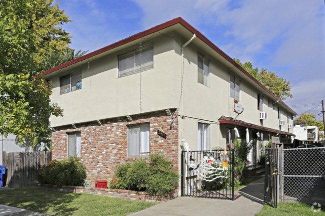 Building Photo - 2411 T Street