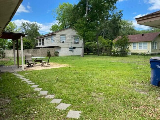 Photo - 725 S 7th St