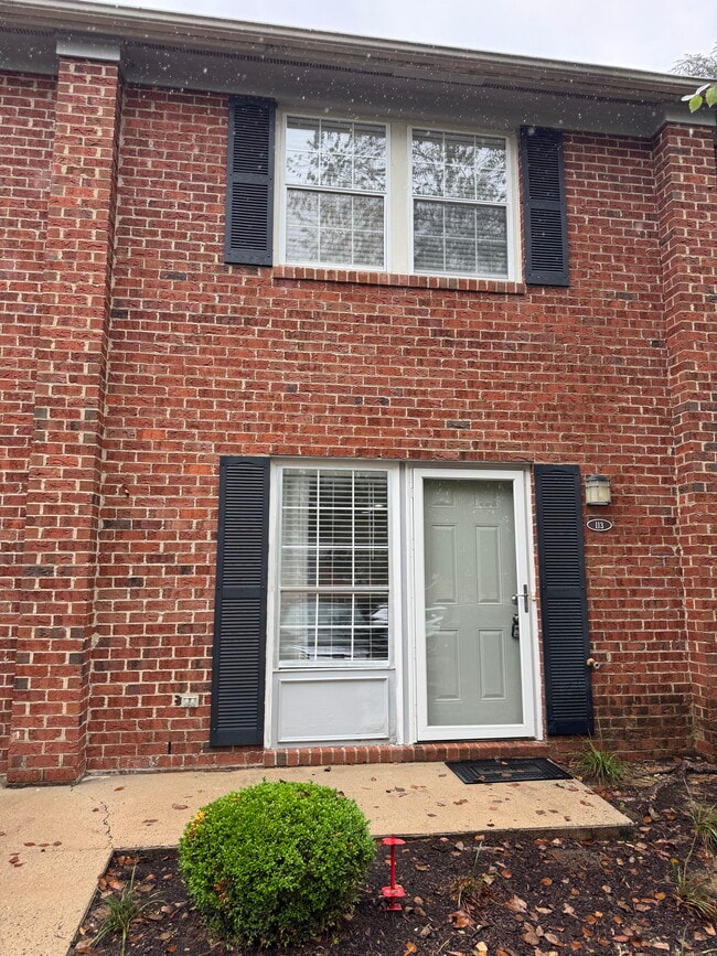 Front - 113 Coleridge Ct