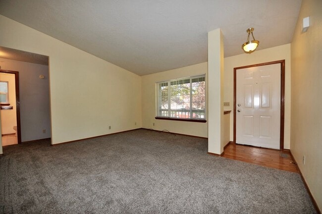Photo - 3 bed 2 bath Rancher