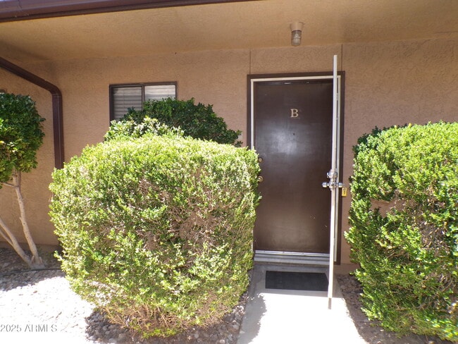 Building Photo - 840 S Main St Unit B Rental
