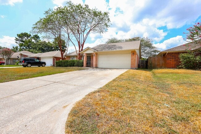 Photo - 2306 Old Oak Ln