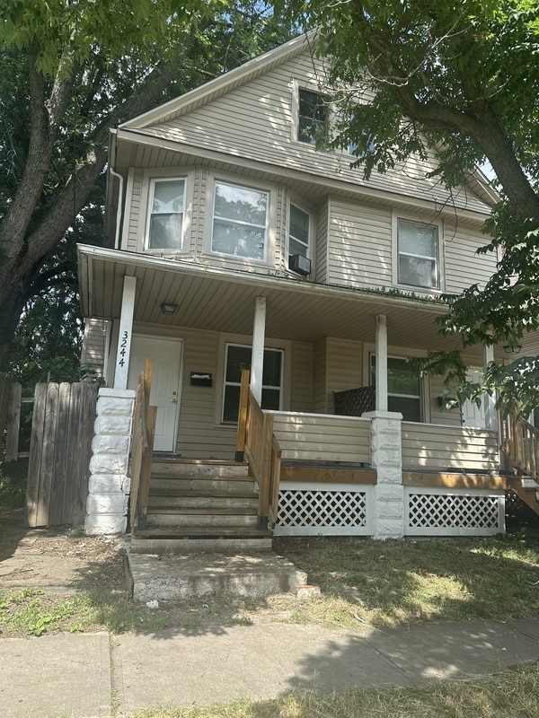 Building Photo - 3244 W 92nd St Rental