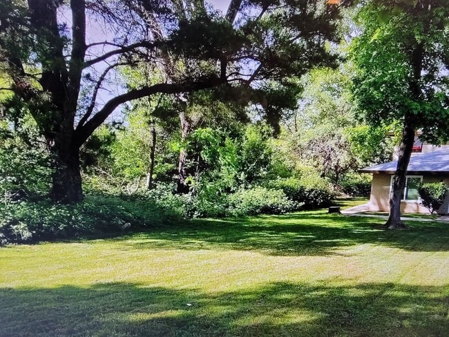 Photo - Beautifully Updated 2 Story Unit