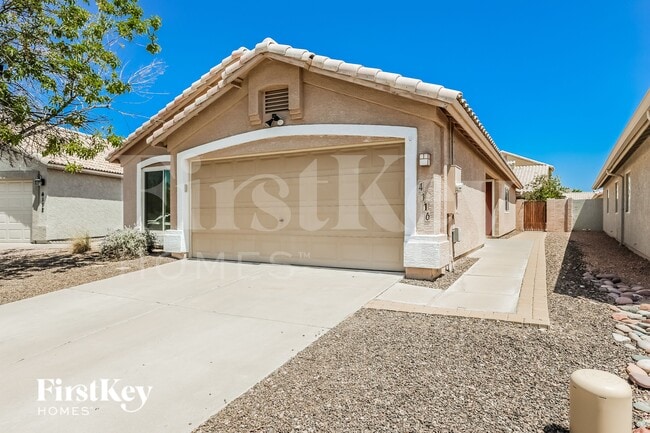 4116 E Tanglewood Dr