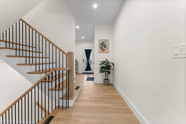 Photo - 21 Bolton St