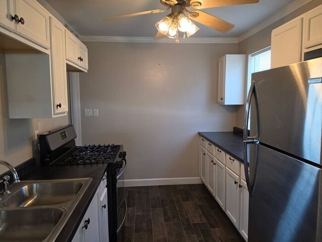 Mishawaka Southside Single family home with Garage