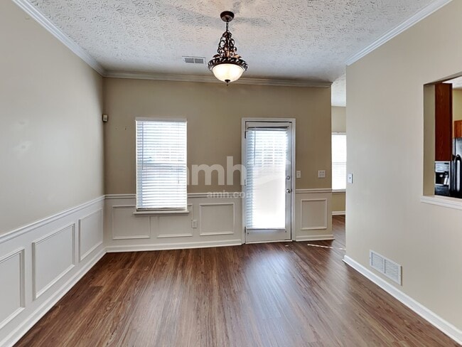 Photo - 4939 Lake Park Ln