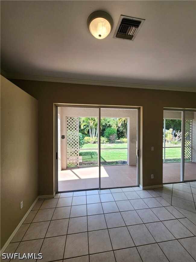 Building Photo - 11082 Lakeland Cir