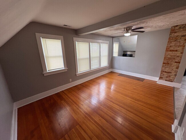 Photo - 2800 R St Unit #2