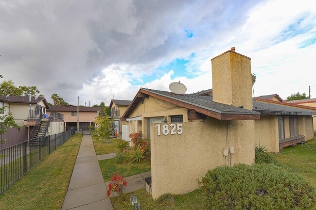Building Photo - 1825Wilc Unit 1825-B Rental