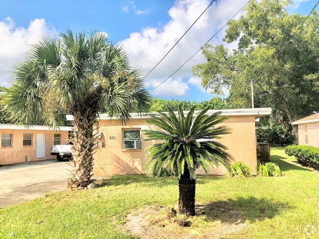 Building Photo - Winter Haven 1BR/1BA Duplex; NO APPLICATIO... Rental