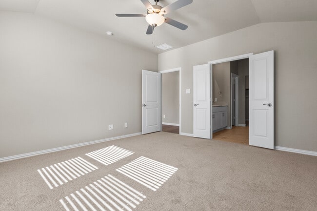 Photo - 6649 Valley Lake Ln